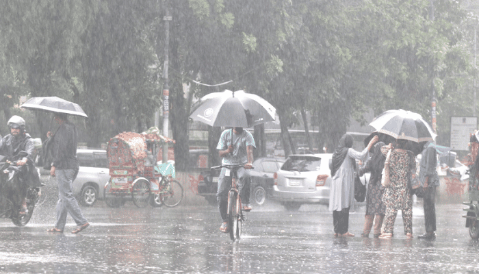 বৃষ্টি নিয়ে যে বার্তা দিল আবহাওয়া অধিদফতর